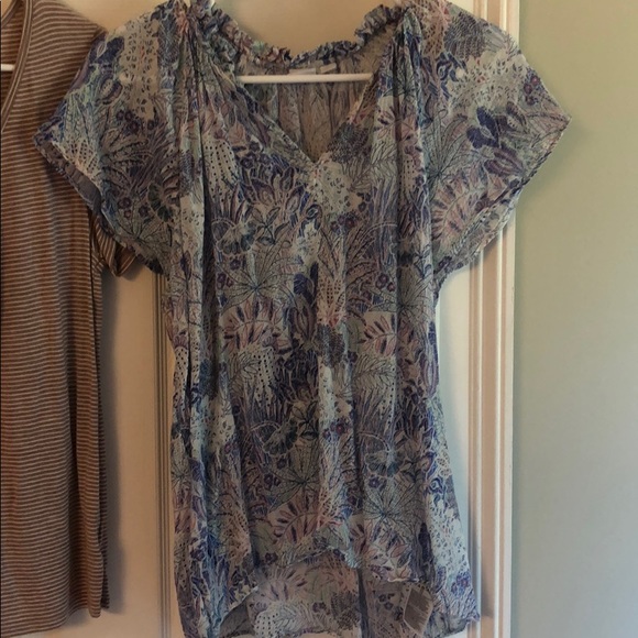 Bundle of 2 size Large tops - Picture 4 of 5